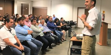 Foto Alexandre palestrando - crédito: Elisângela Santos