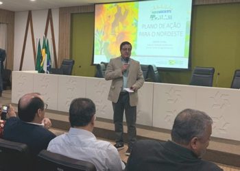 O diretor da AgroNordeste, Danilo Forte, apresentou o projeto.