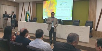 O diretor da AgroNordeste, Danilo Forte, apresentou o projeto.