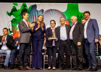 Aurora inaugura em Chapecó o maior Frigorífico de suínos do Brasil