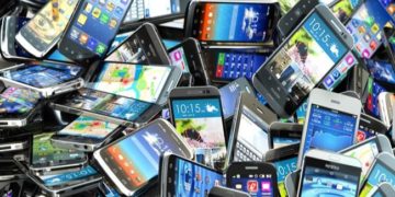 Coopermiti ensina como descartar corretamente aparelhos eletrônicos