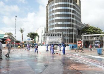 Projeto Bora Reciclar recolhe mais de 500 toneladas de lixo no carnaval de Recife