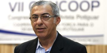 Dê uma chance ao cooperativismo, que poderemos mudar os cenários econômico e social, principalmente em tempos de crise