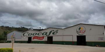 Coocafé investe na ampliação de armazéns gerais