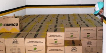 Comigo doa 3 mil litros de óleo de soja para campanha Dia C Goiás 2020