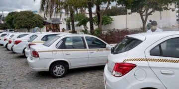 Senado aprova oportunidades para transporte escolar e taxistas