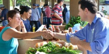 Ajuda a agricultores familiares e feirantes é aprovada na Câmara