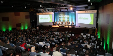 Sicredi reúne 500 lideranças em Fórum de Presidentes e Diretores Executivos