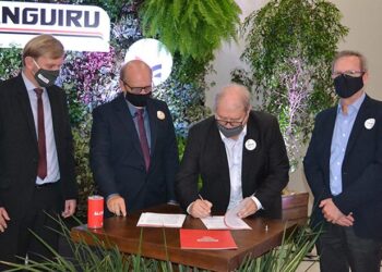 Cotrijal e Languiru oficializam nova parceria de negócios