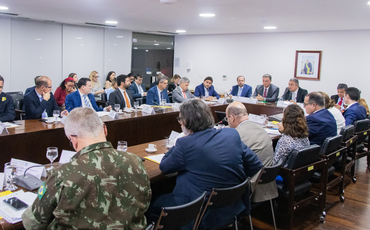 MAPA propõe suspensão de pagamentos de dívidas de ruralistas do RS