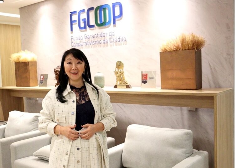 Nova diretora de Risco e Governança toma posse no FGCoop